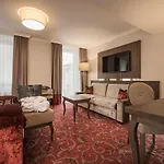 Norica - Thermenhotels Gastein Mit Dem Bademantel Direkt In Therme Szálloda Bad Hofgastein