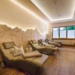 Szálloda Norica - Thermenhotels Gastein Mit Dem Bademantel Direkt In Therme Bad Hofgastein