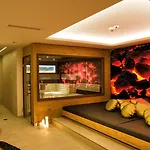 Szálloda Norica - Thermenhotels Gastein Mit Dem Bademantel Direkt In Therme Bad Hofgastein