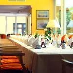 Szálloda Norica - Thermenhotels Gastein Mit Dem Bademantel Direkt In Therme 4*