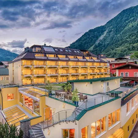Norica - Thermenhotels Gastein Mit Dem Bademantel Direkt In Therme Hotel Bad Hofgastein