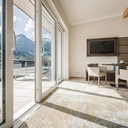 Norica - Thermenhotels Gastein Mit Dem Bademantel Direkt In Therme 4*