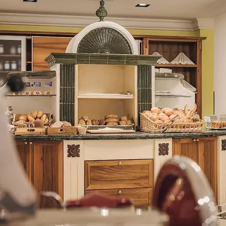 Norica - Thermenhotels Gastein Mit Dem Bademantel Direkt In Therme ホテル 4*