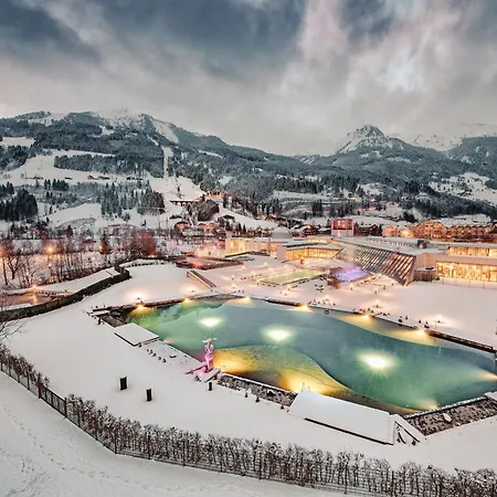 ホテル Norica - Thermenhotels Gastein Mit Dem Bademantel Direkt In Therme 4*