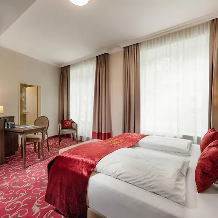 Norica - Thermenhotels Gastein Mit Dem Bademantel Direkt In Therme 4* Bad Hofgastein