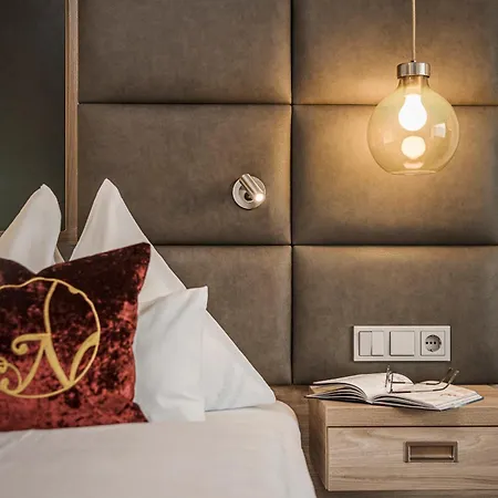 Norica - Thermenhotels Gastein Mit Dem Bademantel Direkt In Therme Bad Hofgastein