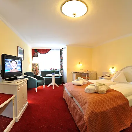 Norica - Thermenhotels Gastein Mit Dem Bademantel Direkt In Therme Hotel