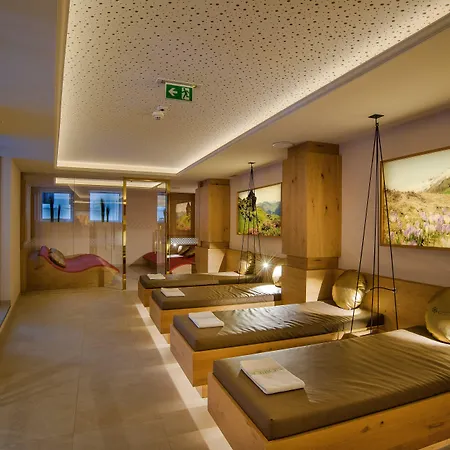 Norica - Thermenhotels Gastein Mit Dem Bademantel Direkt In Therme バート・ホーフガシュタイン