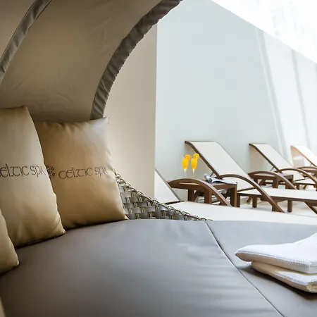 Norica - Thermenhotels Gastein Mit Dem Bademantel Direkt In Therme 4* Бад Хофгаштайн