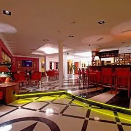 Hotel Norica - Thermenhotels Gastein Mit Dem Bademantel Direkt In Therme 4*