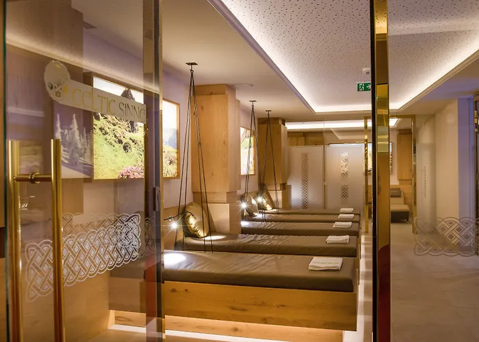 Norica - Thermenhotels Gastein Mit Dem Bademantel Direkt In Therme מלון 4*