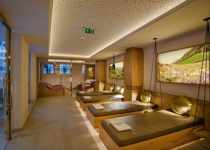 Norica - Thermenhotels Gastein Mit Dem Bademantel Direkt In Therme באד הופגסטין