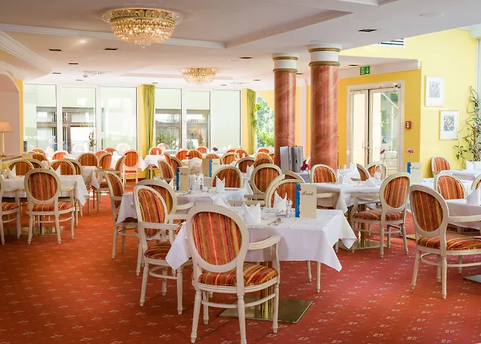 Hotel Norica - Thermenhotels Gastein Mit Dem Bademantel Direkt In Therme 4*